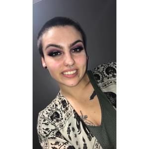 Meet your Posher, Kahla